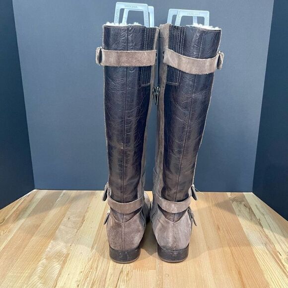 UGG Cydnee Suede and Leather Tall Boots. Size 7 - Picture 4 of 10